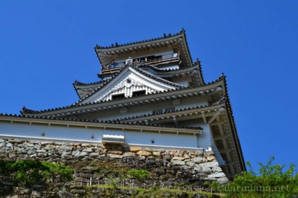【日本100名城】現存12天守の1つにして、四国最大の三層六階天守閣を持つ高知城を訪れた。